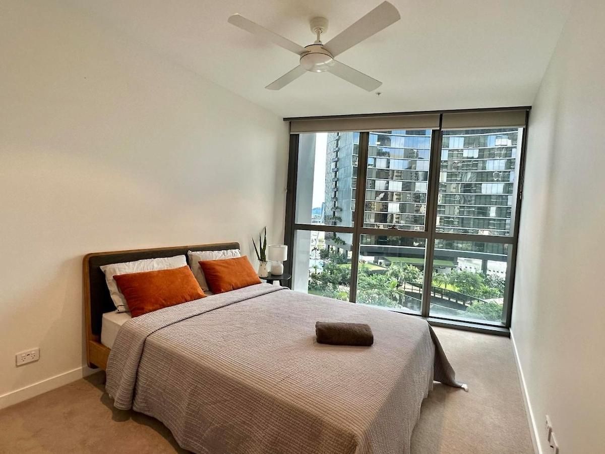 Comfortable With Extraordinary Views *