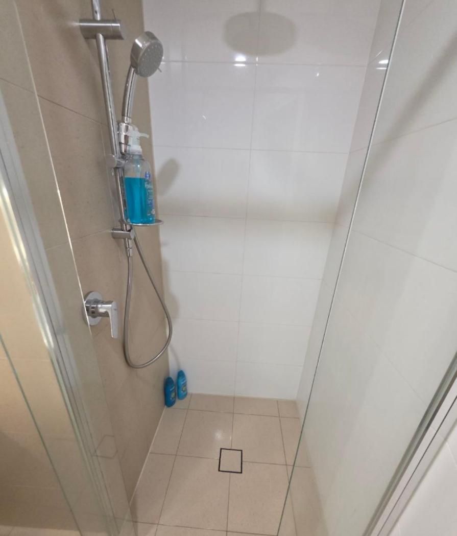 Upper Skyrise Unit Cbd Pool Gym
