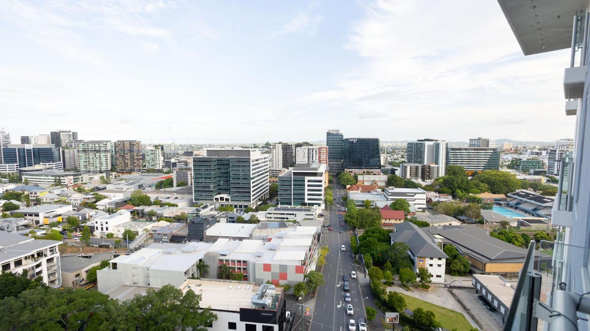 Modern Pad, 1-min To Showgrounds Brisbane