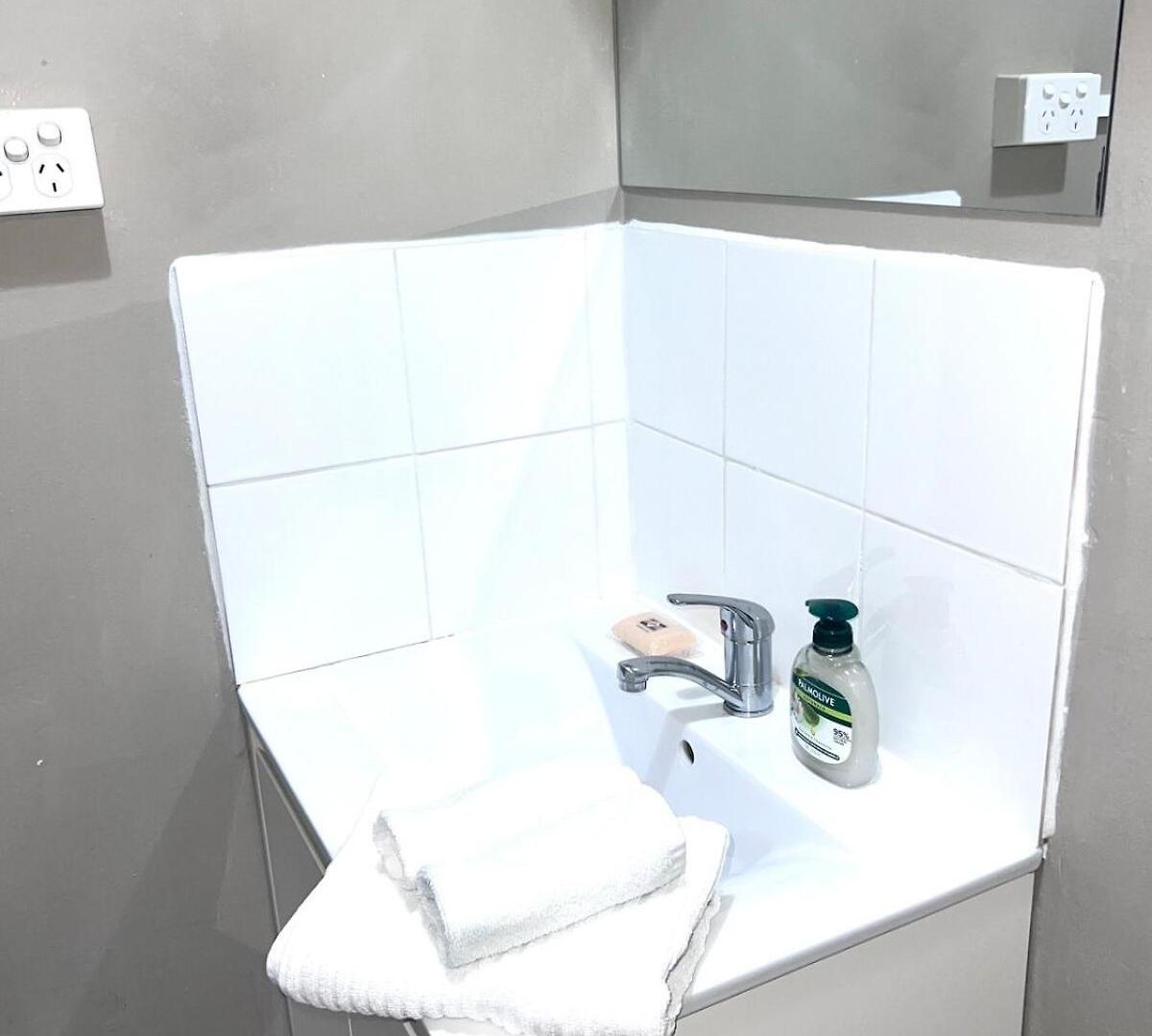 Apartment U4-good Vibe Unit-quiet Close To Cbd-newac Smarttv