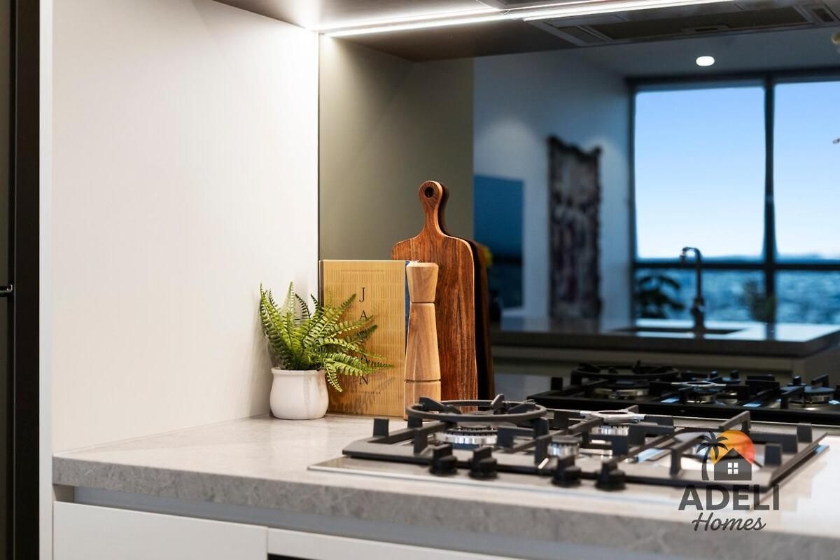 Apartment Tokyo Calm Elegant Cbd Escape At Queen's Wharf Brisbane