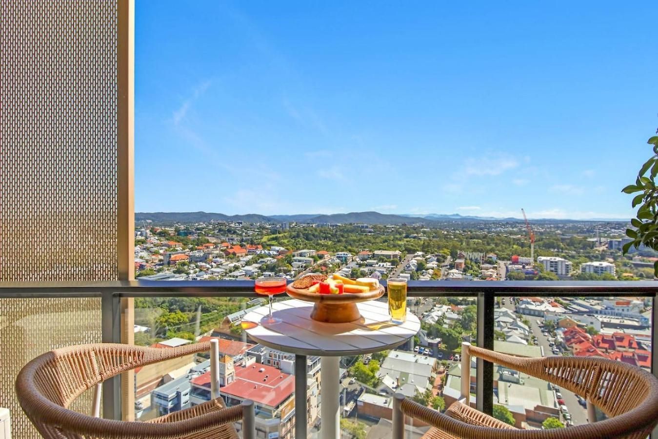 The Valley Vibe That View Apartment