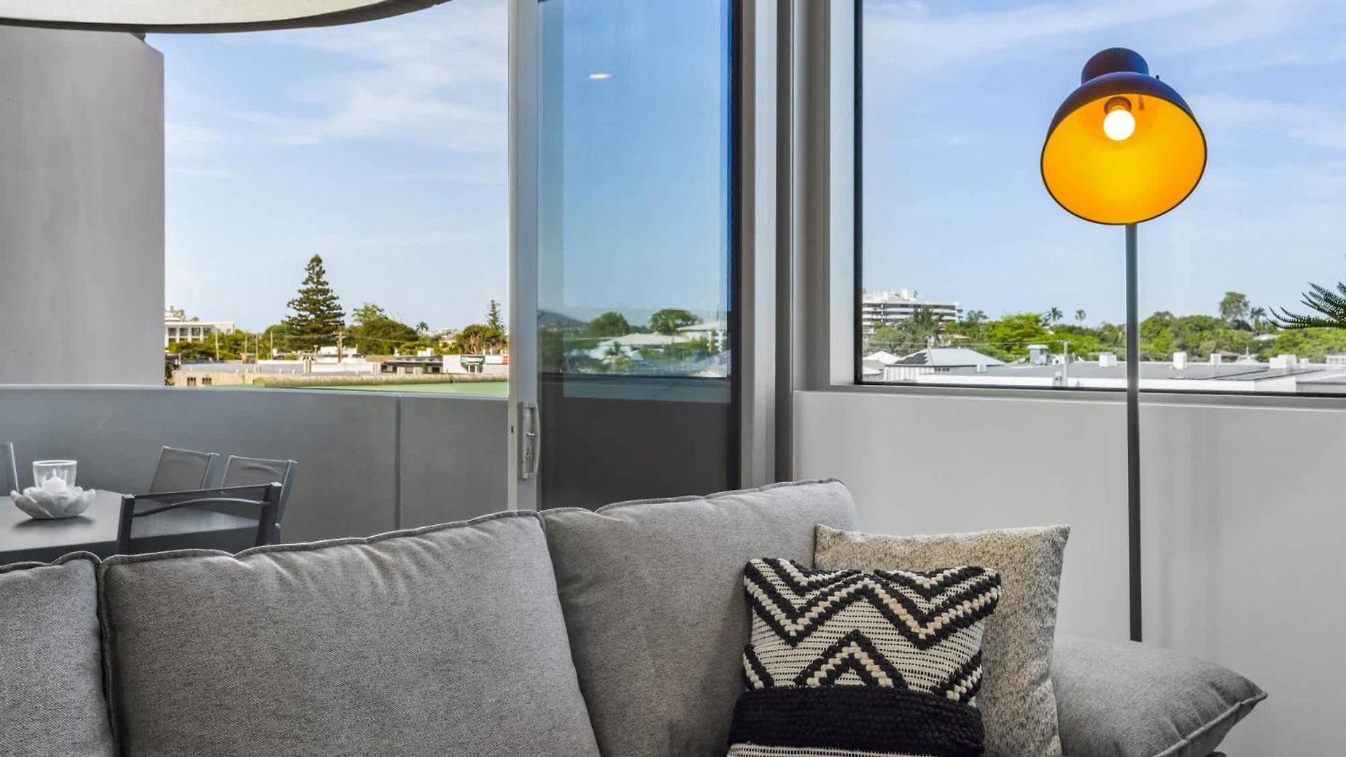 Gabba Retreat - Rooftop Pool & Stunning View *
