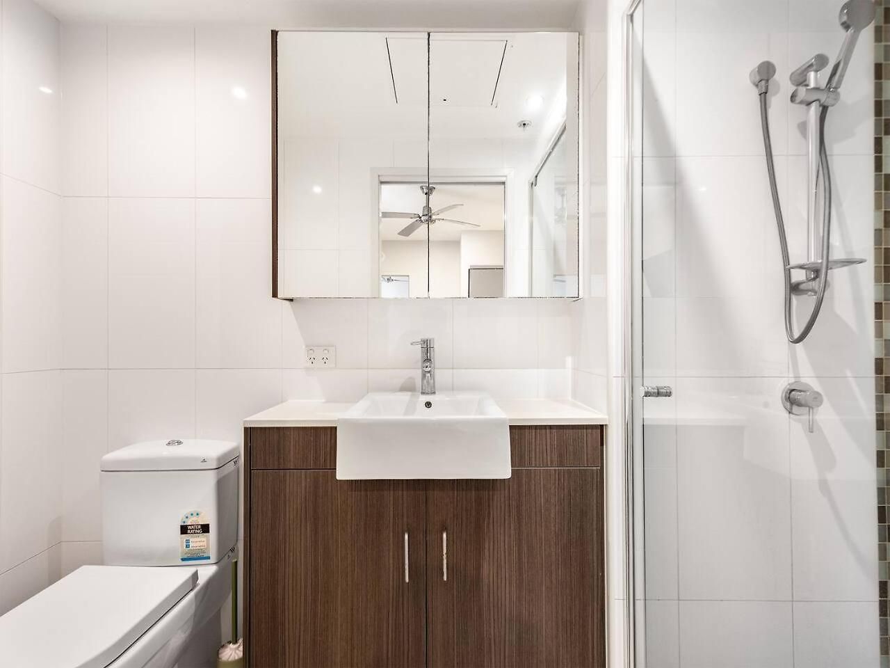 Apartment Prime Cbd Walk To Queen St Mall 1 Parking