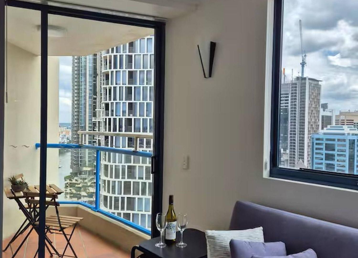 Pool & Gym & Parking * Brisbane