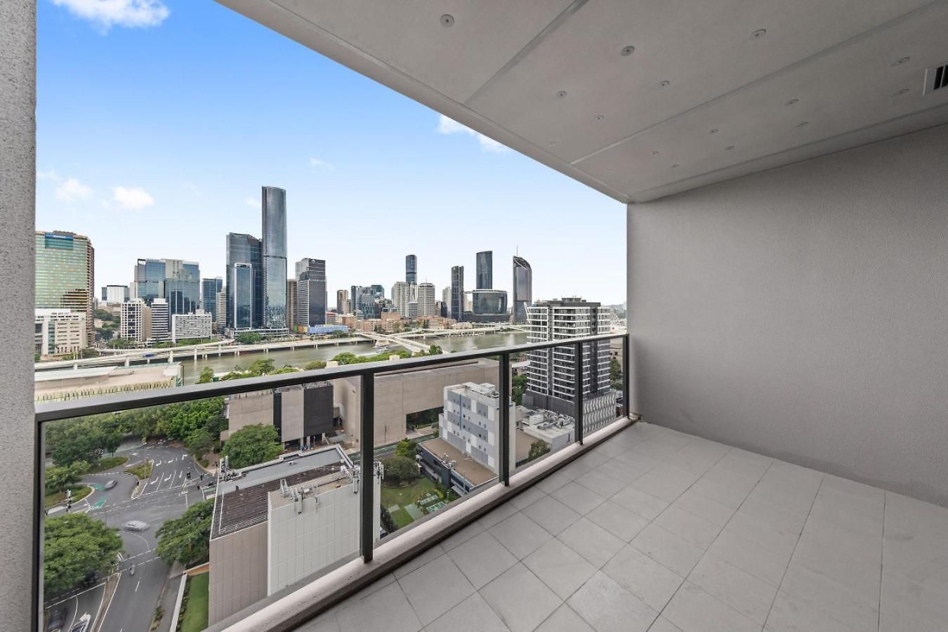 Premium 1 Bedroom In South *