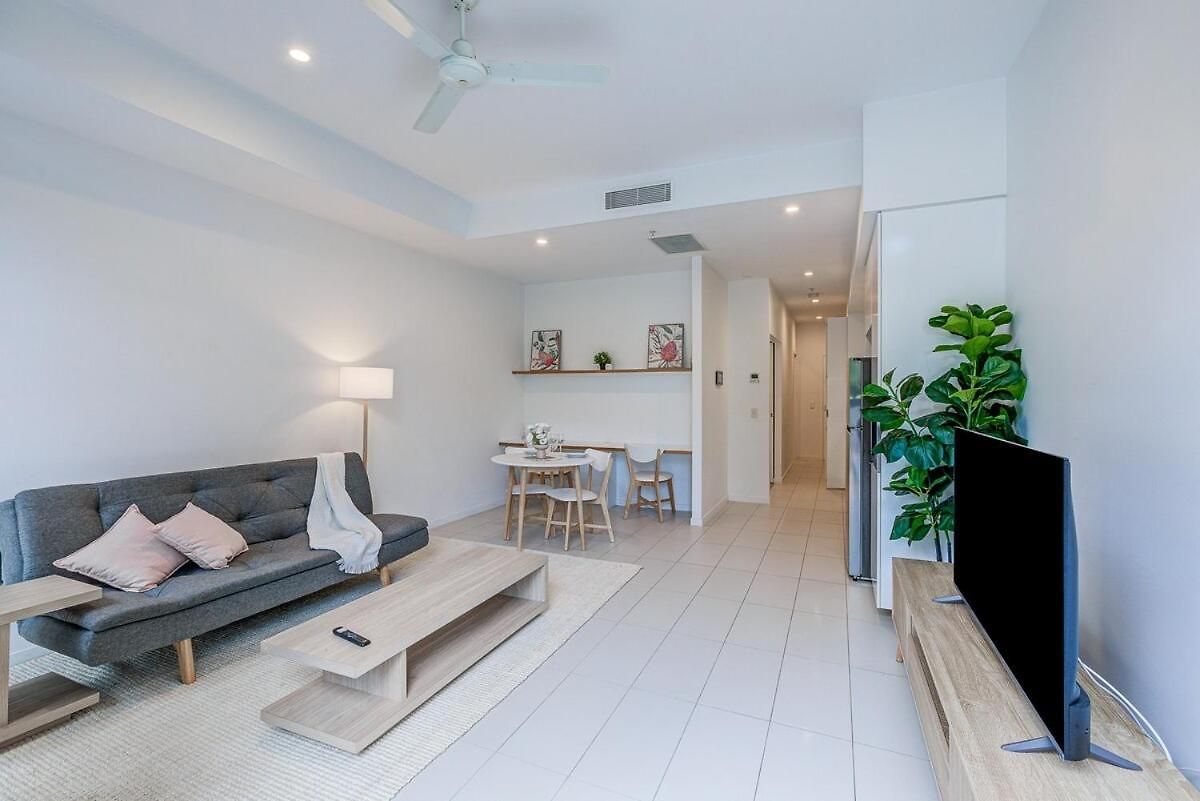 Modern 1br Retreat - Pool, Gym, Parking - Walk To South Bank Brisbane