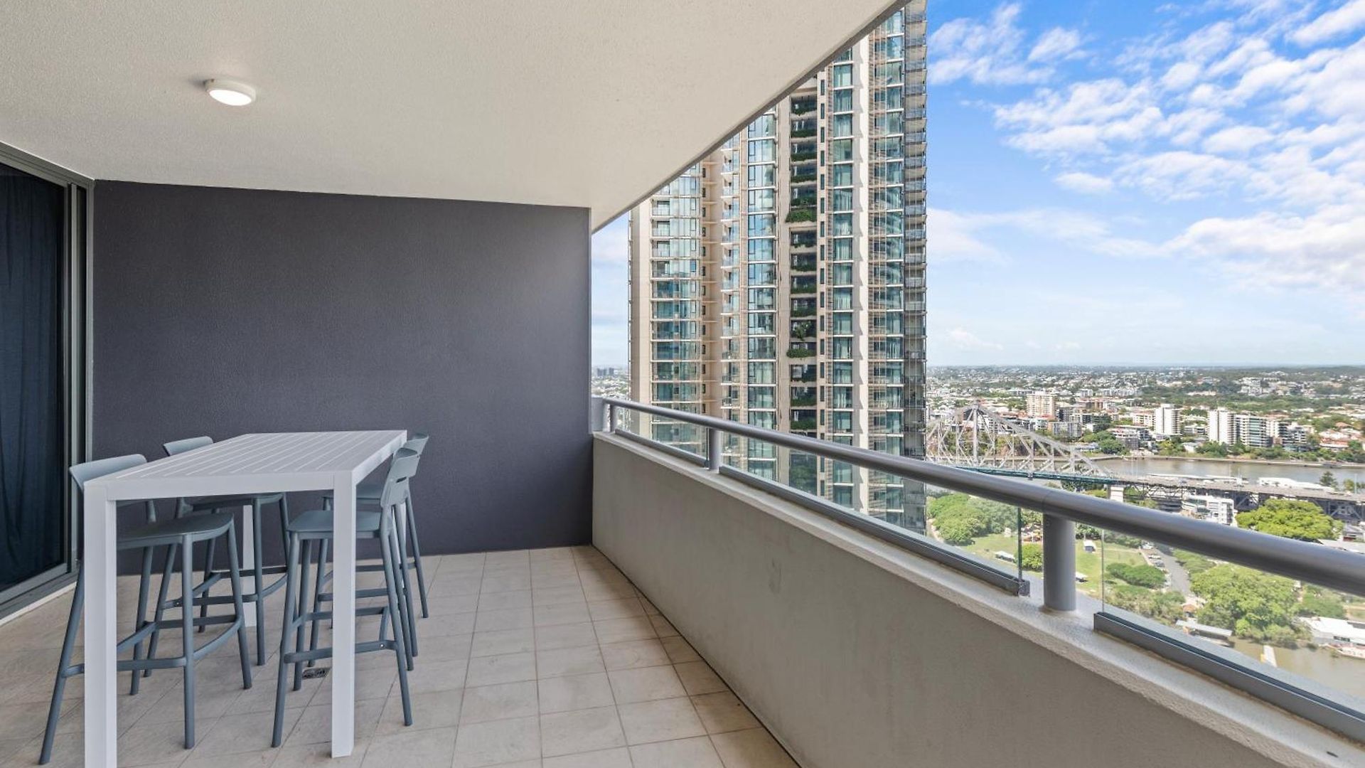Aurora Tower Apartment Brisbane