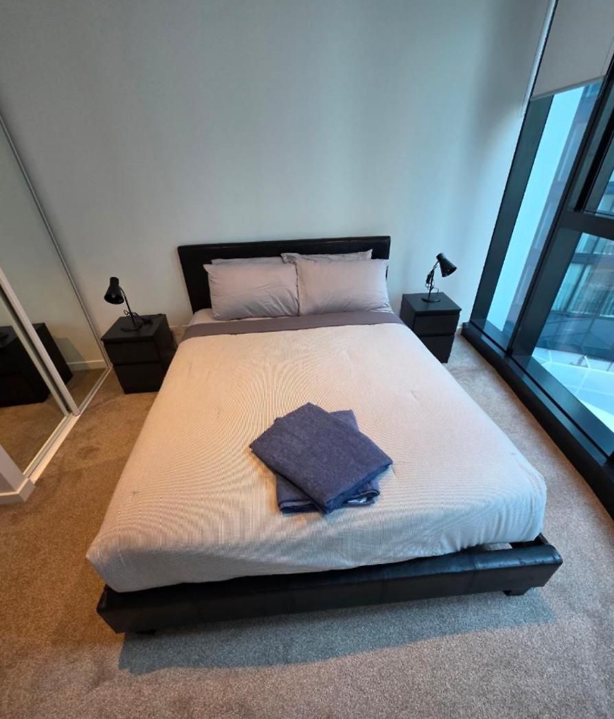 Upper Skyrise Unit Cbd Pool Gym * Brisbane