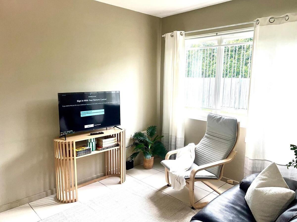 Apartment U4-good Vibe Unit-quiet Close To Cbd-newac Smarttv *