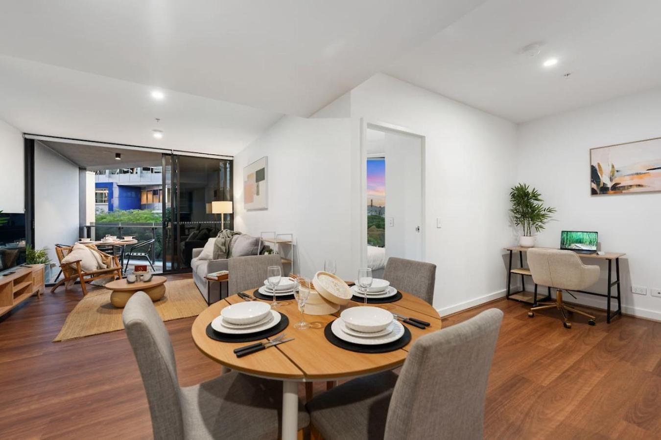 Zen Cozy 1 Bedroom With 2 Beds Pool Gym Sauna Apartment