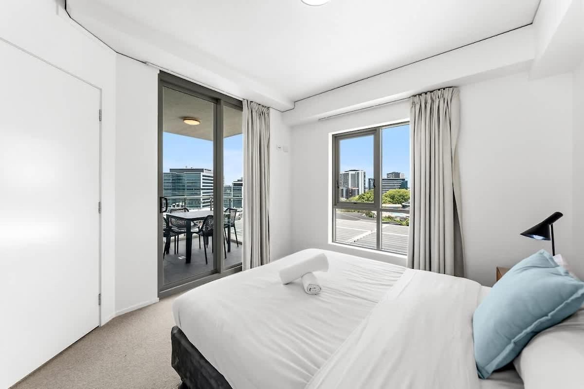 Belise - Executive 11th Floor For 2 *