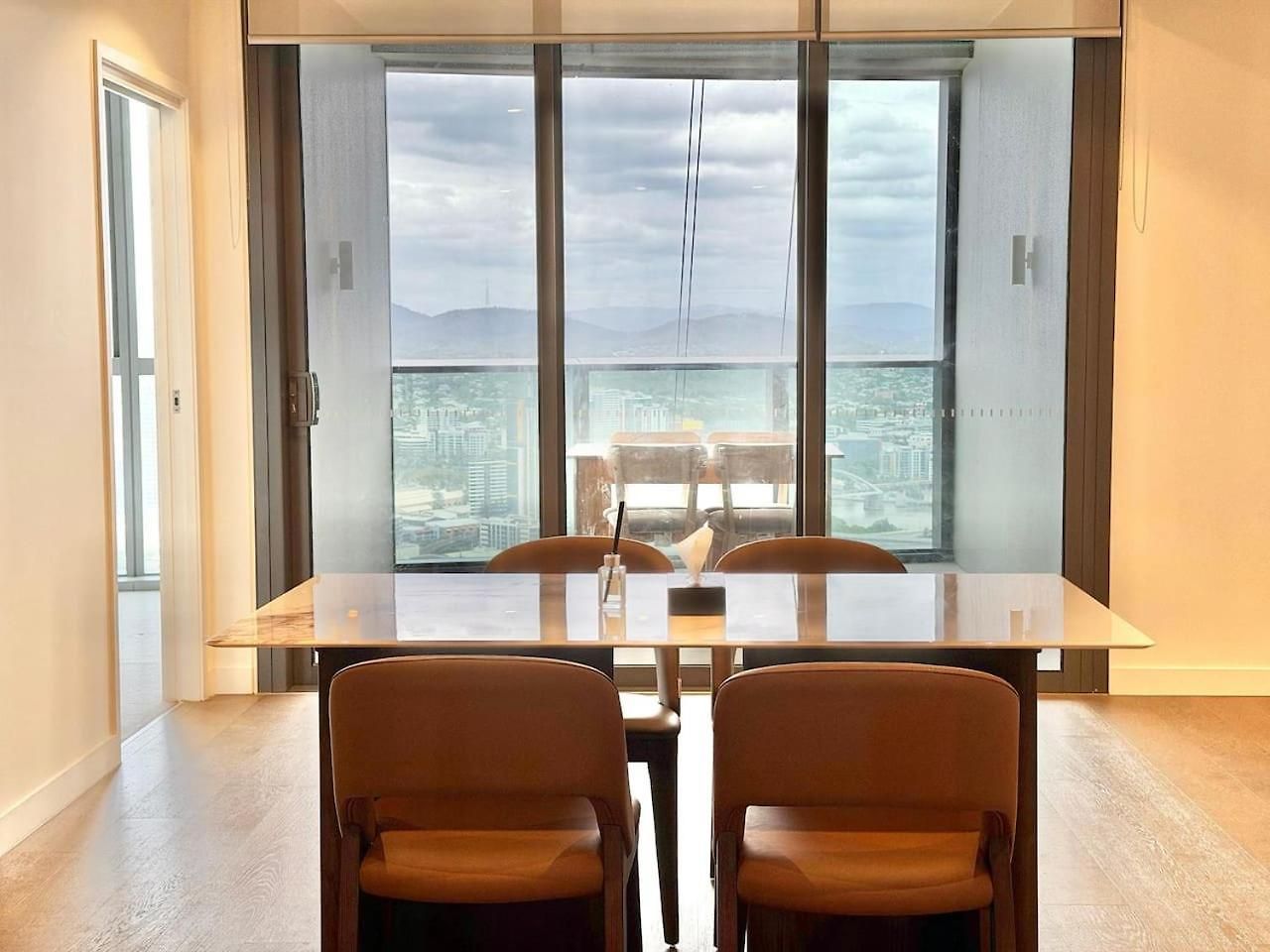 Luxury 3-bedroom With And River View