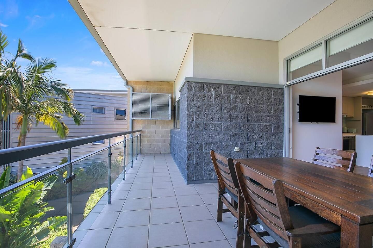 Bulimba Solace - Poolside Living By River Brisbane