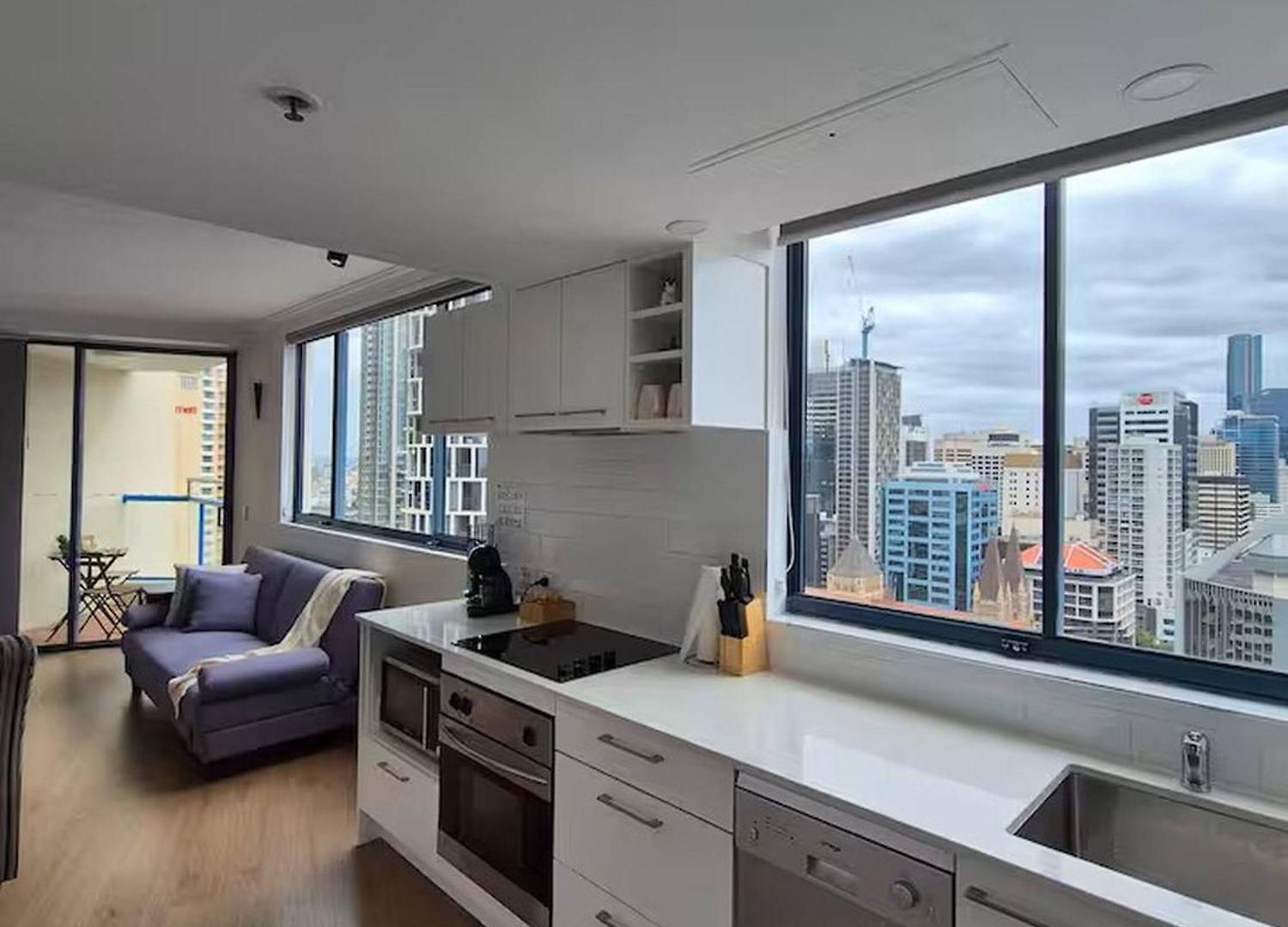 Pool & Gym & Parking * Brisbane