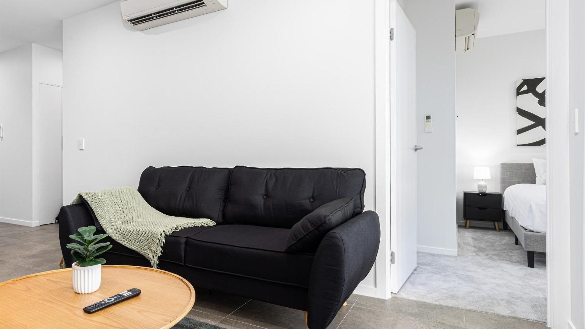 Spacious Panoramic 2br Apartment, Parking And Views *