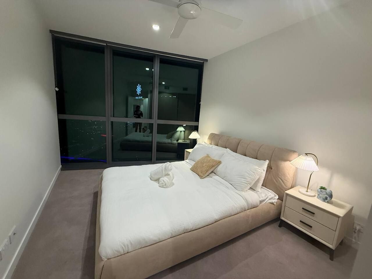 Queens Wharf - Level 42 With River & View *