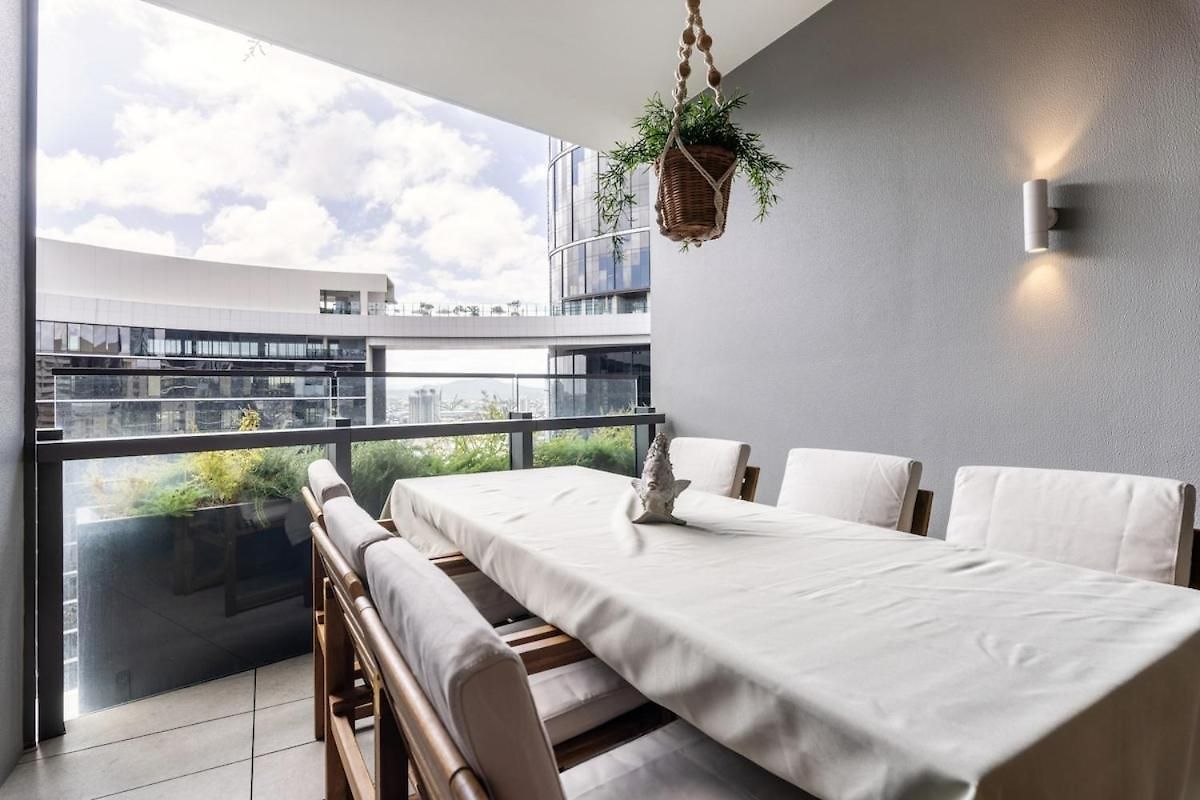 Gorgeous 3br With Study Overlooking Bne River * Brisbane