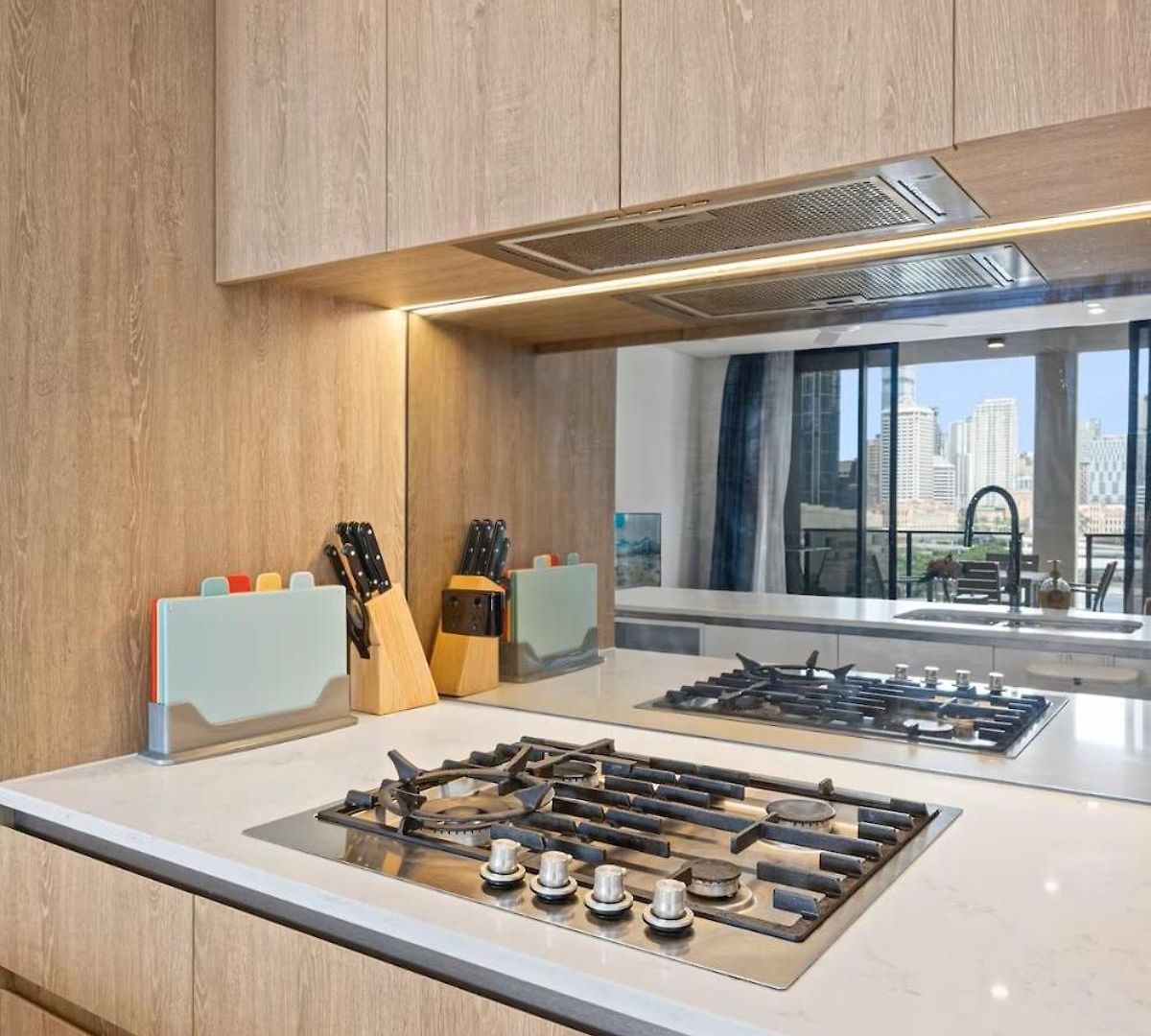 Apartment Level 10 Views 2br With Private Balcony & Parking Brisbane