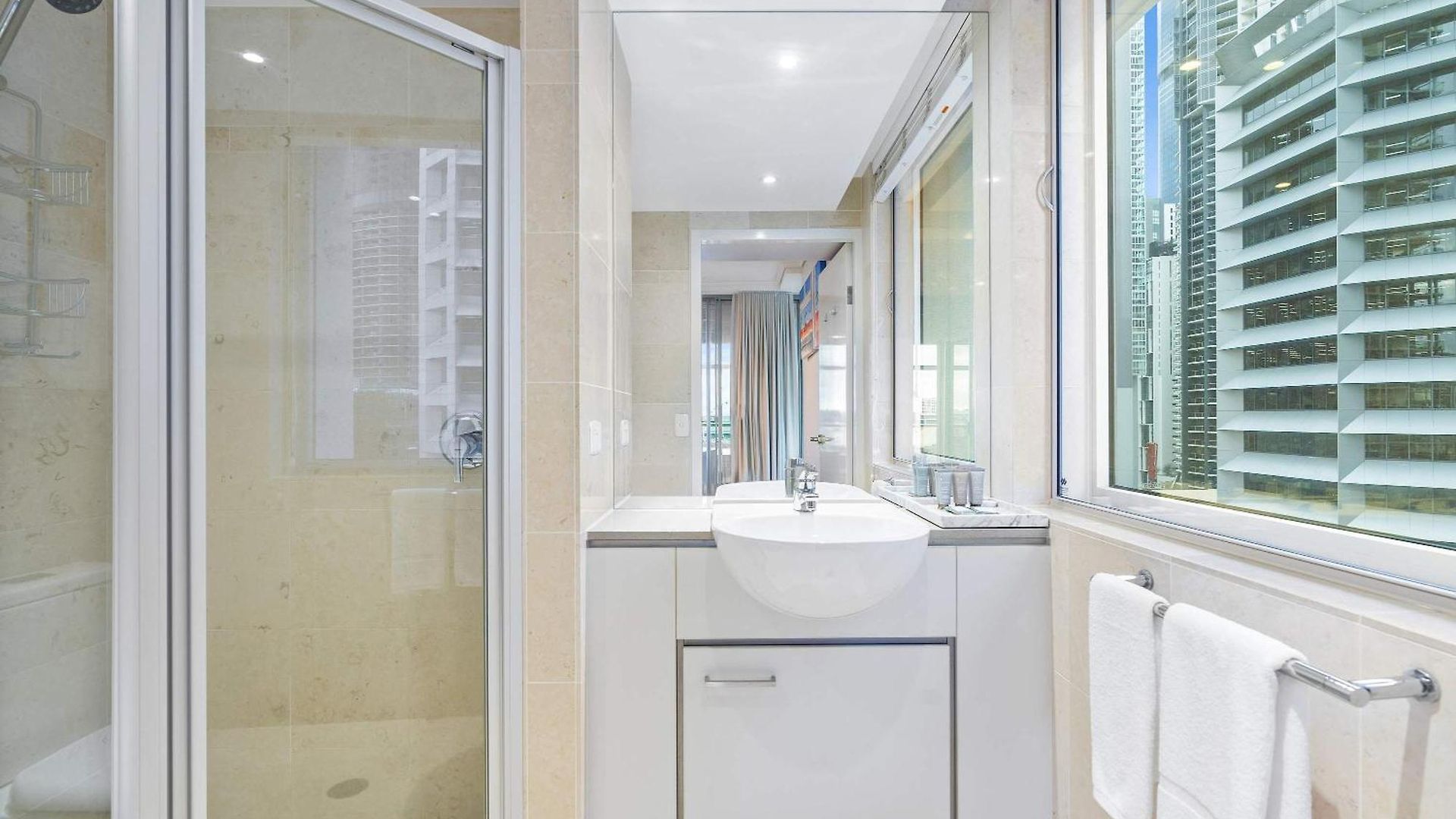 2 Bed 2 Bath Parking Brisbane