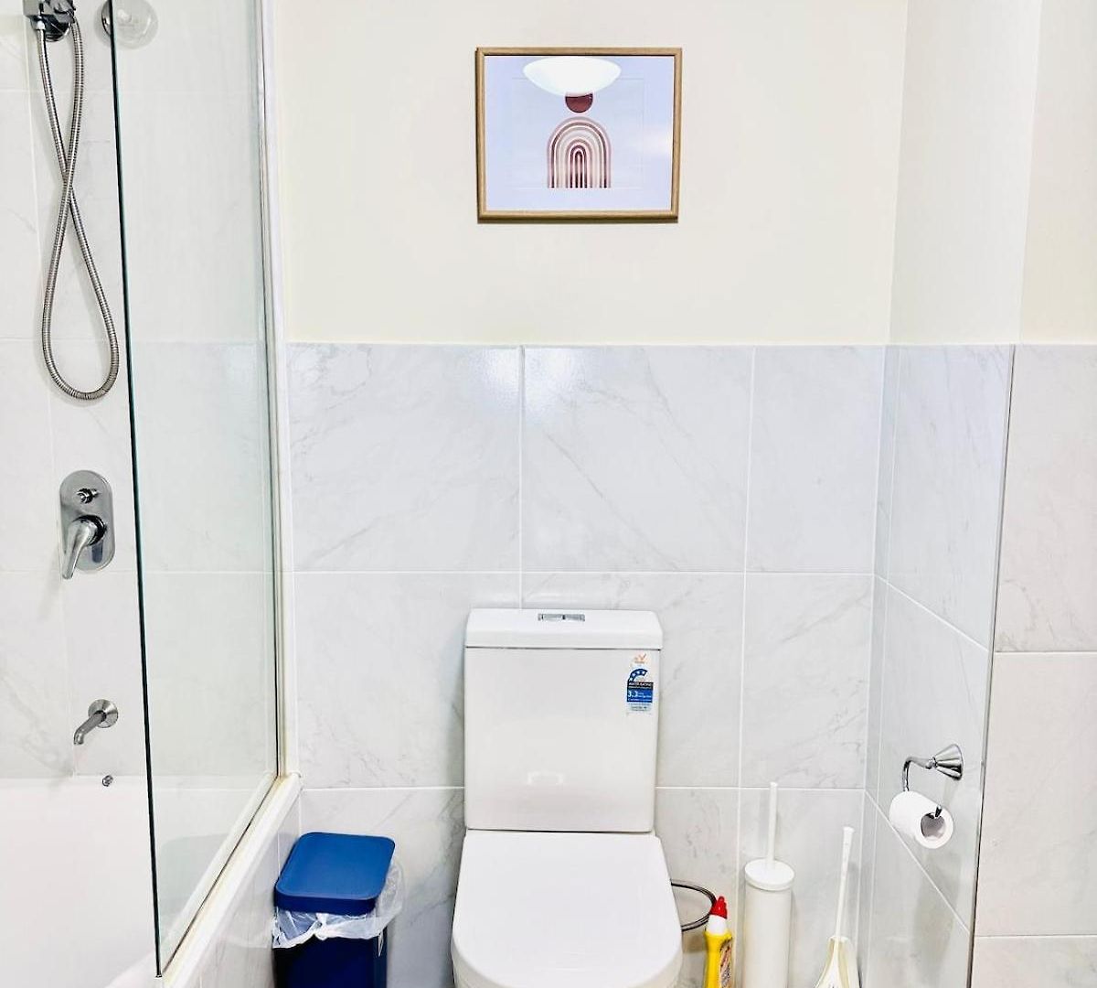 2 Bed In Apartment *