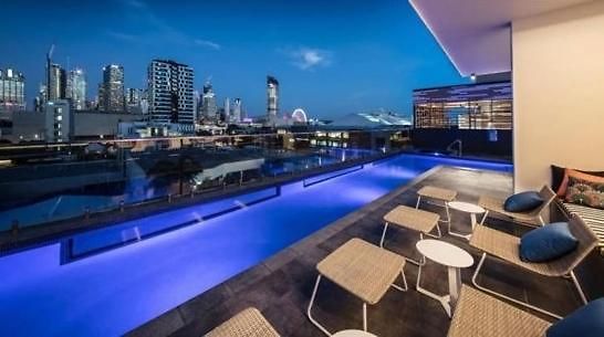 Cs - Gorgeous Views 2br W Parking, Pool & Gym Apartment