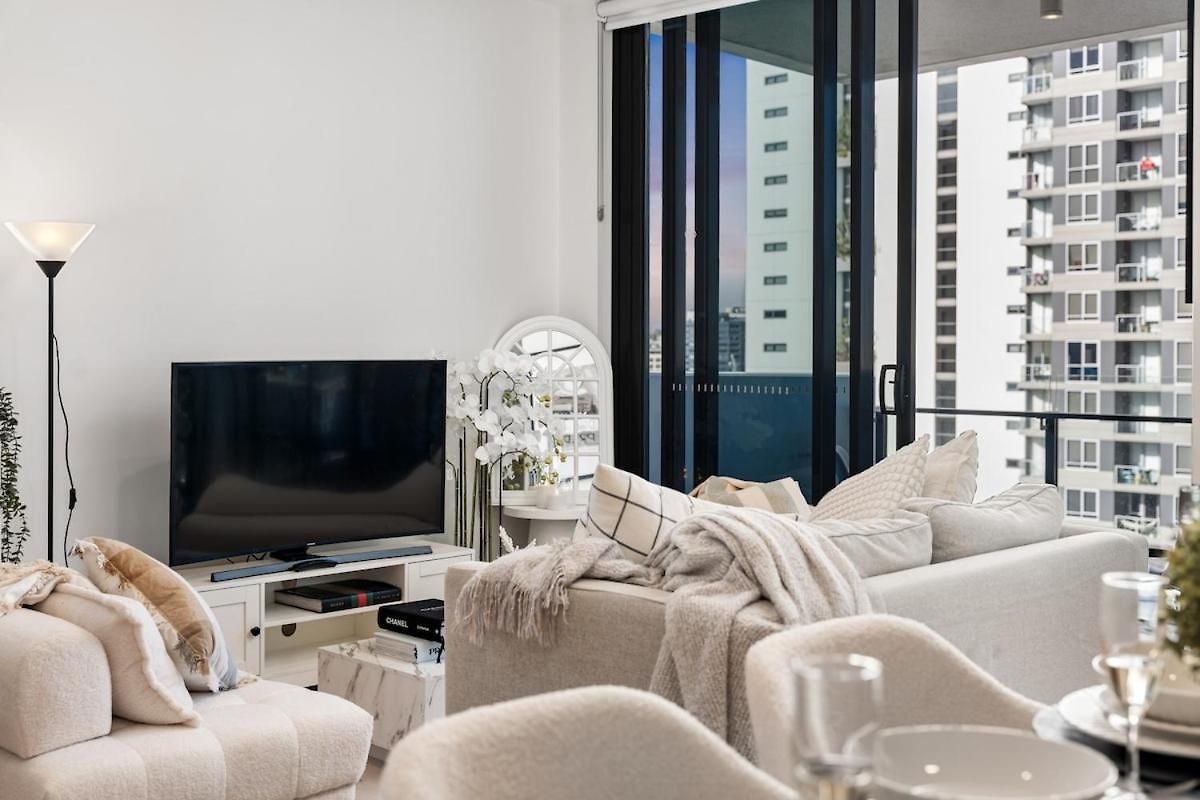 Cs - Gorgeous Views 2br W Parking, Pool & Gym * Brisbane