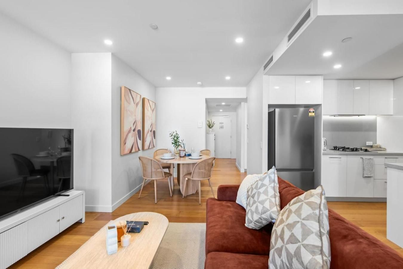 Apartment Stylish 2bedroom Inner-city In South *