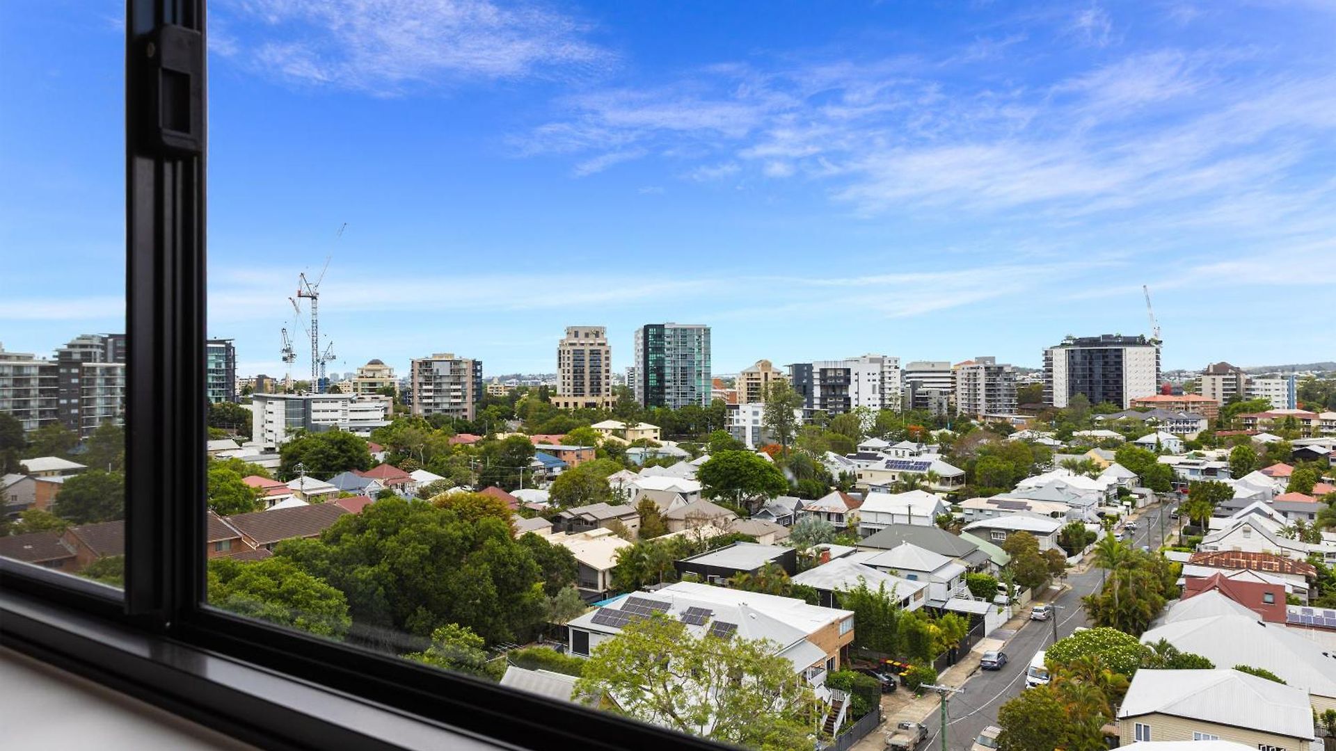 Apartment Spacious Panoramic 2br Apartment, Parking And Views *