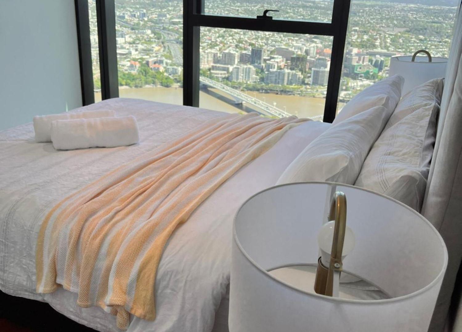 River And View Sky Tower L78 2b2b Apartment *