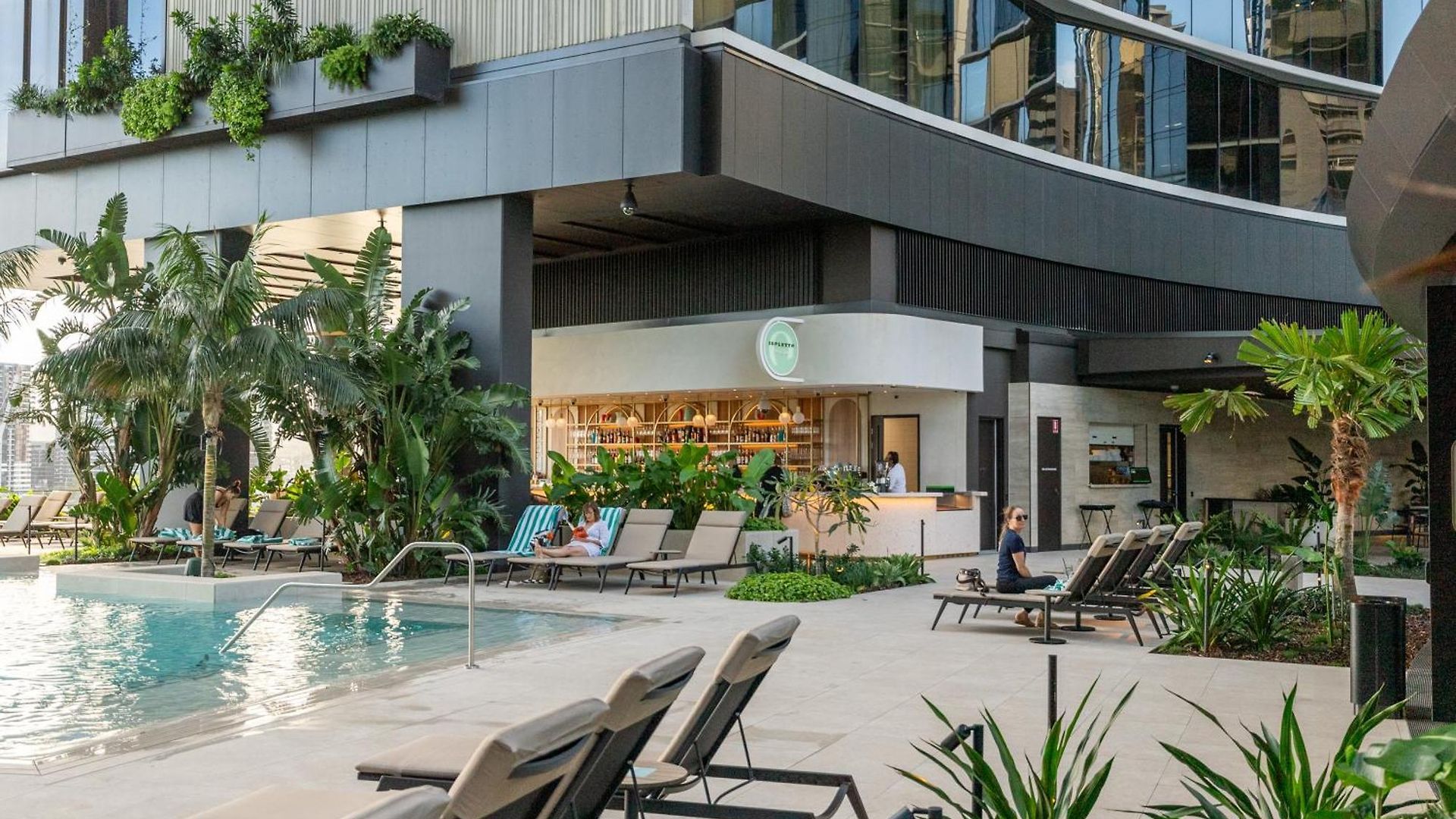 Apartment 1bedroom Sip In Style In Queens Wharf - Level 33 With And River View