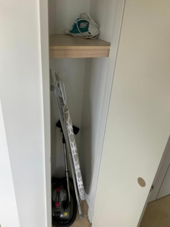 Modem Two Bedroom In Inner Cbd Apartment