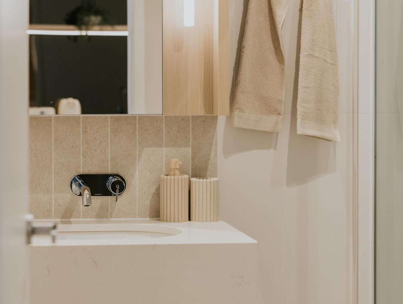 Queens Wharf Luxe Residences *