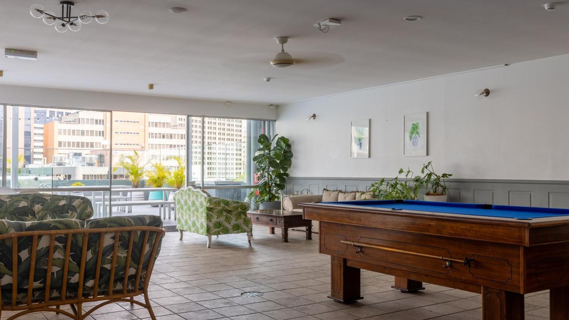 Stylish 2br Cityside With Pool, Gym And Parking Apartment