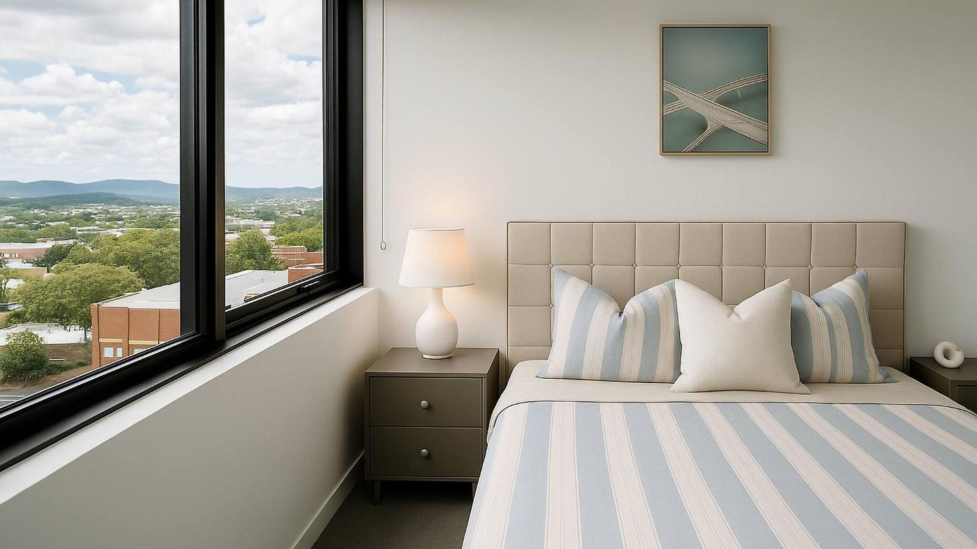 Milton Oasis Level 16- Luxury Near Milton Station Apartment Brisbane