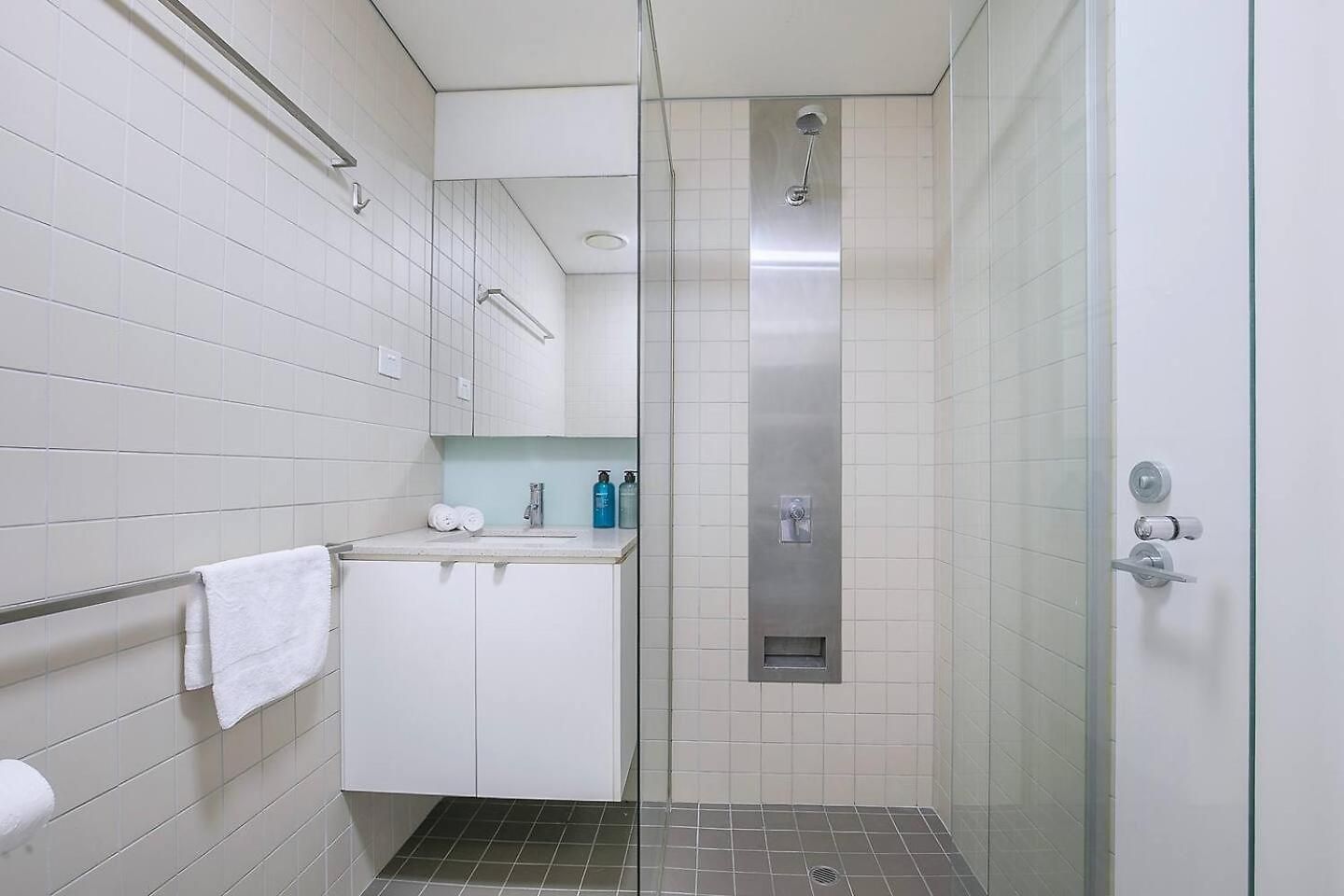 Bulimba Solace - Poolside Living By River Apartment Brisbane