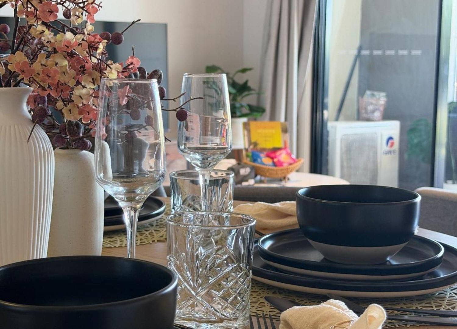 2b2b With Courtyard - Close To Cbd - Free Parking