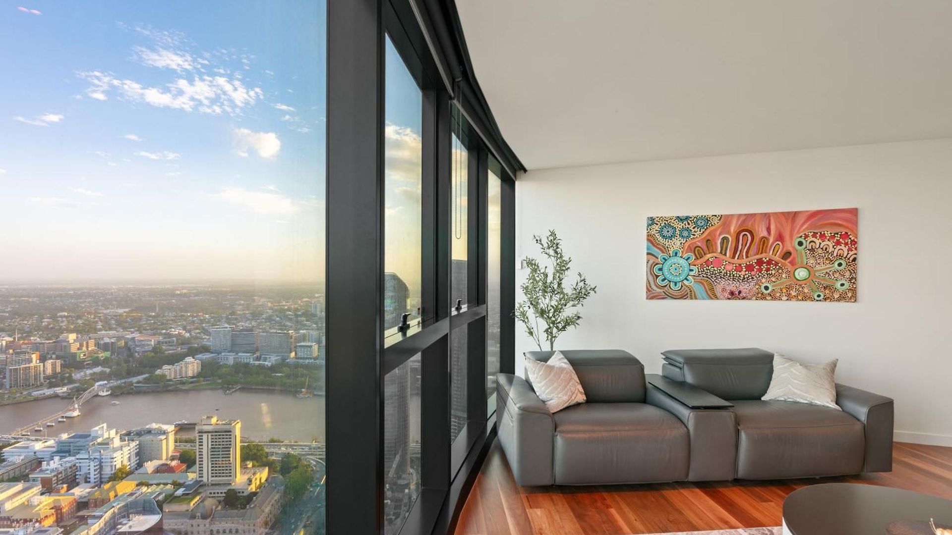 Skylight With Free Parking Brisbane