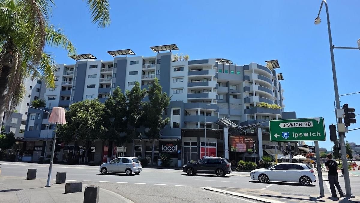 Tara's Place-gabba * Brisbane