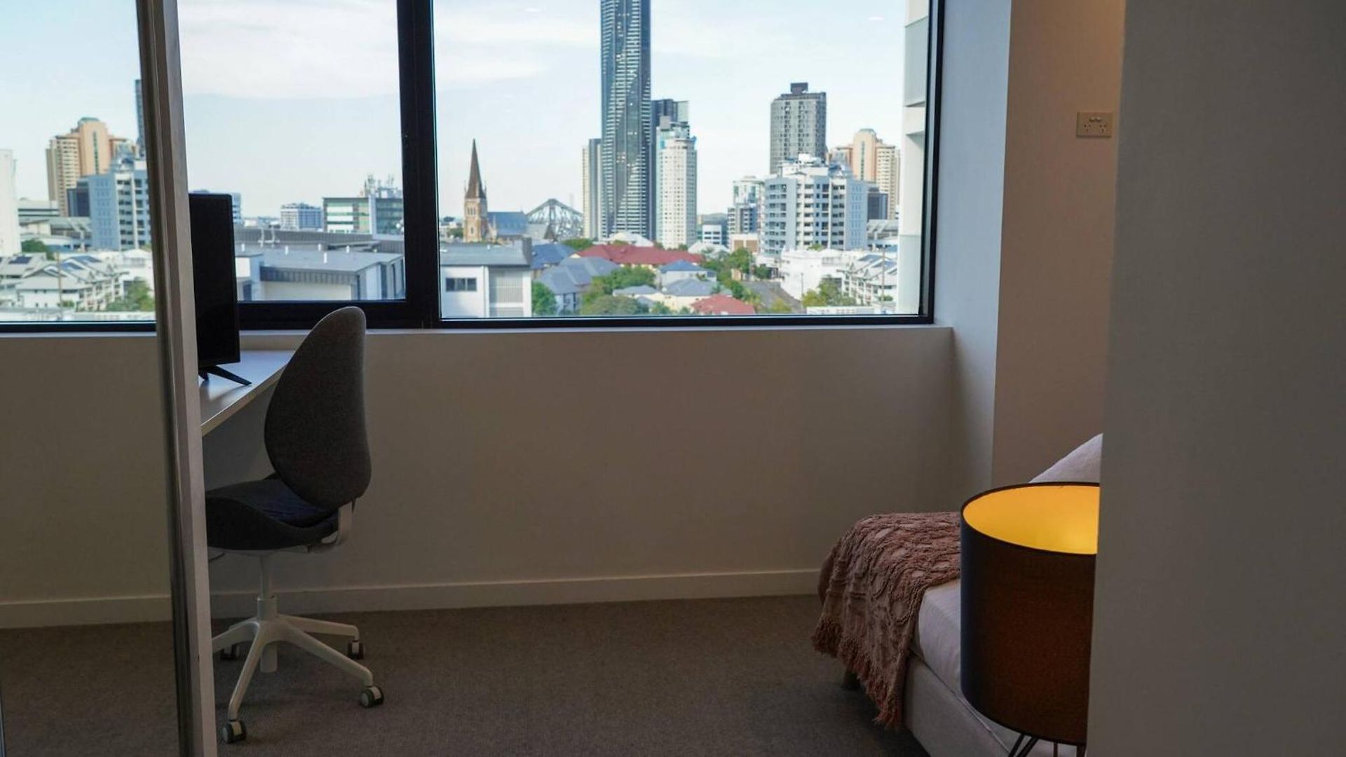 Stylish Escape - Views & Perks