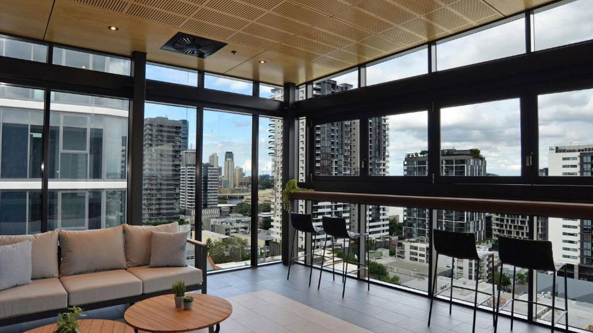 1br One Skyline With Pool, Free Parking And Gym Brisbane