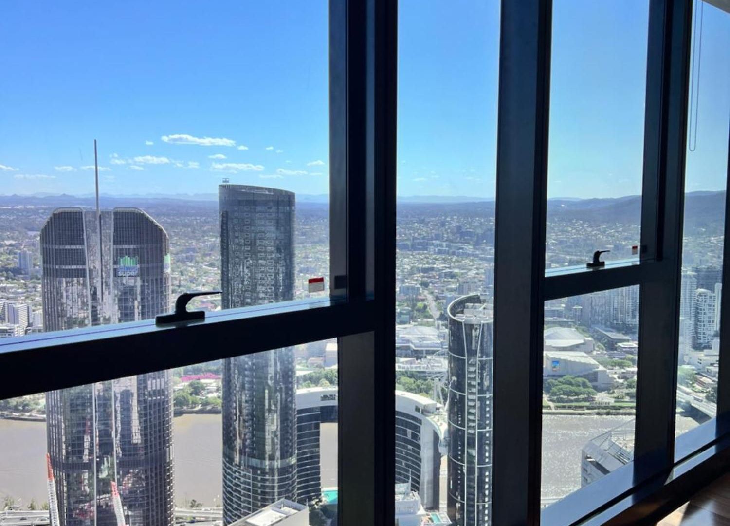 River And View Sky Tower L78 2b2b Apartment Brisbane