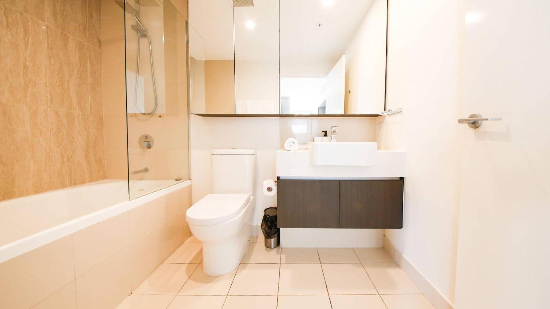 Apartment Family-friendly 2brwalk To River & Shops Pool&gym Brisbane