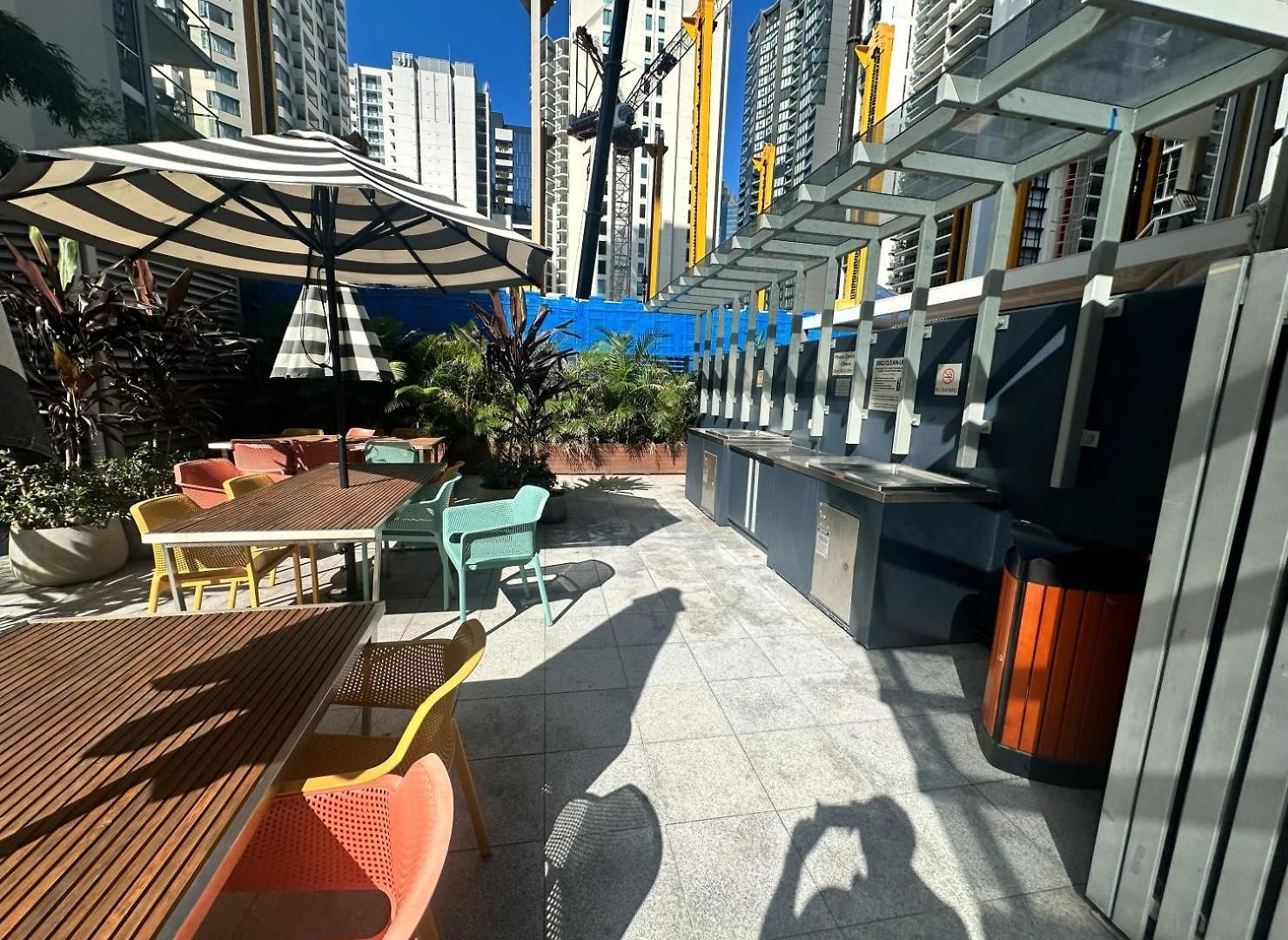 Modern On Mary 1 Bedroom, 1 Bathroom, 1 Car, Views! Brisbane