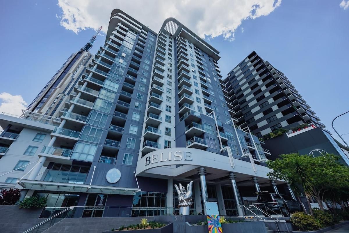 Exec Walk To Rna & King St, Pool, Gym, Parkng Apartment