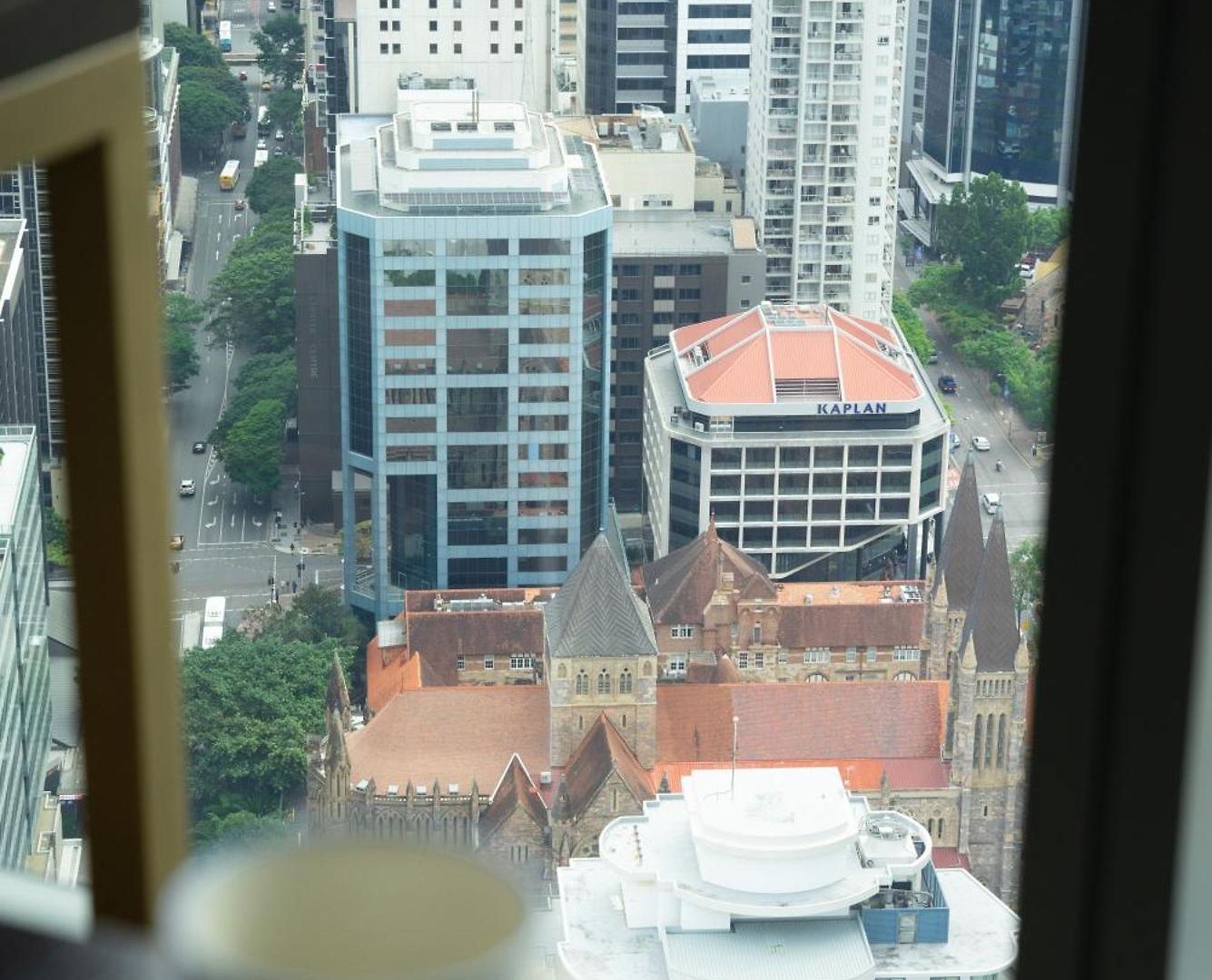 Meriton Soleil Breathtaking Views Heated Pool Gym C36 Apartment *