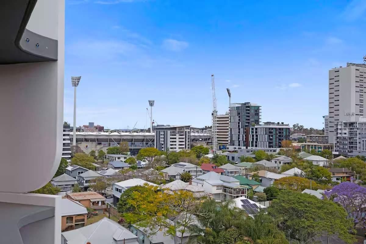 Apartment Gabba Retreat - Rooftop Pool & Stunning View *