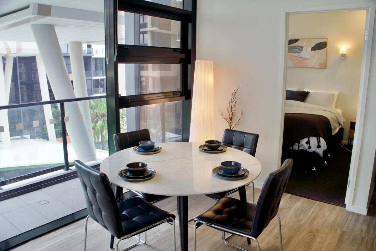 Spacious Luxury 2br Southbank With Parking Brisbane