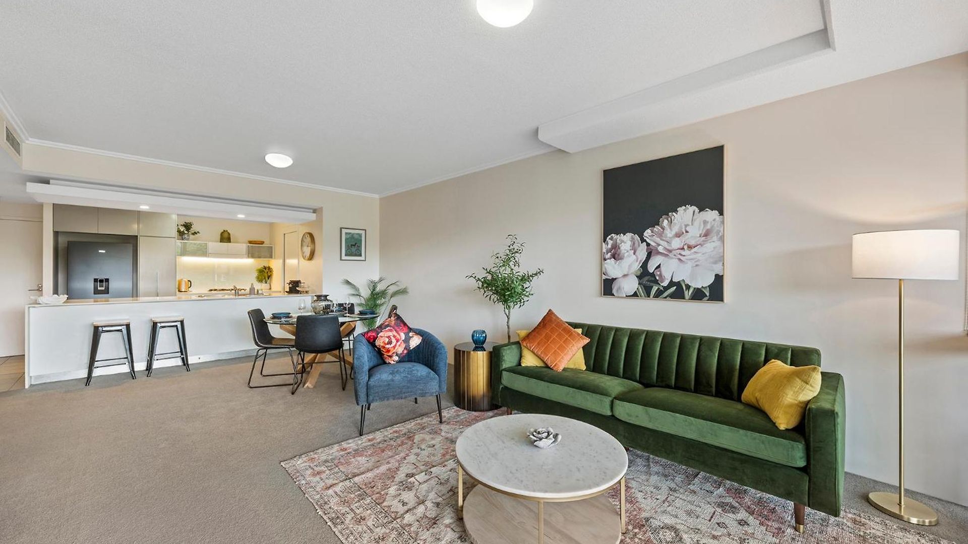 Stylish Roma Parklands Retreat - Stunning Park Views From Every Room, Heated Pool, Gym, Private Carpark, Suncorp Stadium, 10 Min Walk To Cbd Apartment *