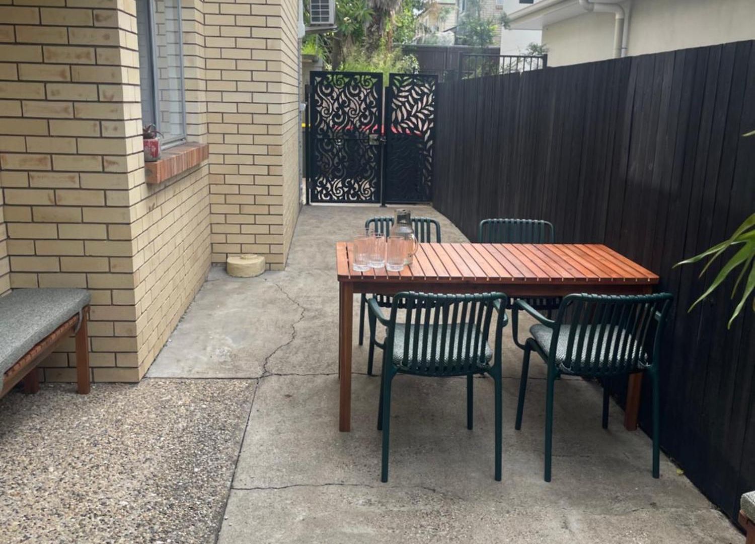 2 Bed Ground Flr Gaythorne Courtyard Apt, Parking Apartment *